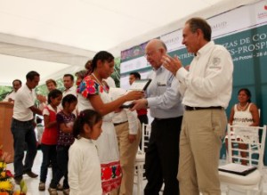 thumbnail_JMCL Secretaría de Salud 280616 (1)