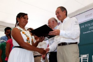 thumbnail_JMCL Secretaría de Salud 280616 (2)