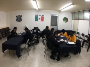 thumbnail_2 REALIZAN ENCUESTA INSTITUCIONAL SOBRE LABOR POLICIAL